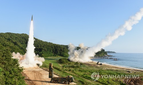 군, 북한 ICBM에 맞대응, 동해서 다수 미사일 발사