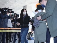 '계곡살인' 이은해, 딸 입양 무효 소송 출석…"향후 입장 낼 것"