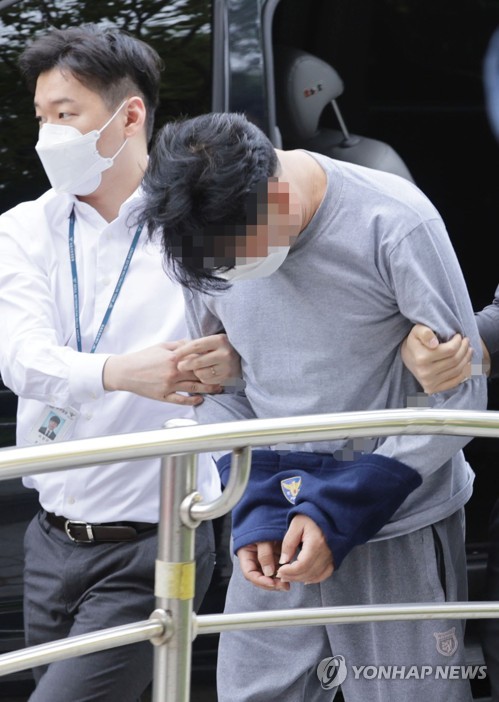 '강서 아파트 강도살인' 40대 구속…"도망 염려"