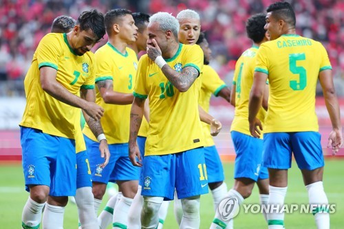 "월드컵 우승 브라질·골든볼은 메시 vs 네이마르"…로이터 조사