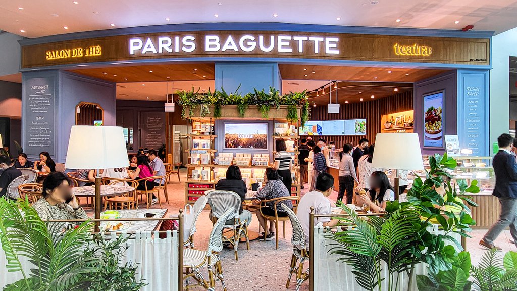 Paris Baguette branch in Singapore