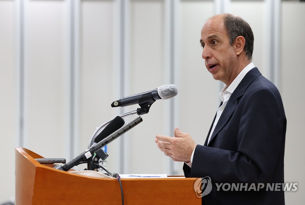 Tomas Ojea Quintana, the U.N. special rapporteur on North Korea's human rights situation, speaks to reporters in a press conference in central Seoul on June 29, 2022. (Yonhap)