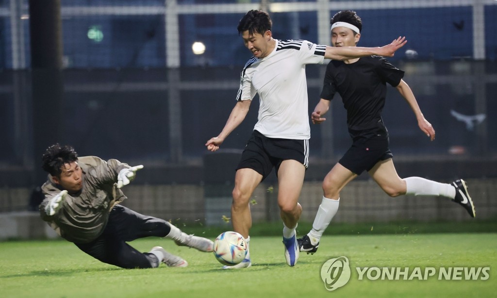 '국가대표를 막아라!'