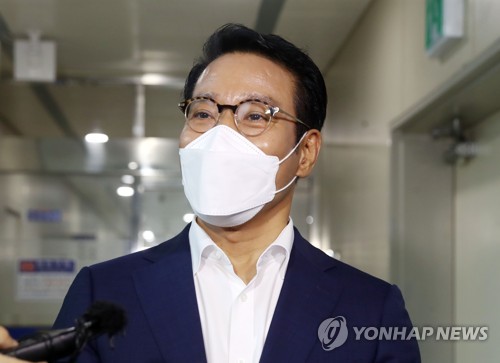 검찰, '허위 학력 혐의' 최경식 남원시장에 벌금 250만원 구형