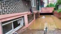 폭우 취약한 반지하 주택, 서울서 사라진다…