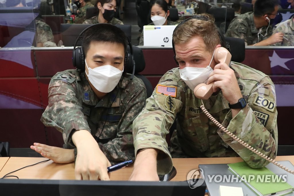 South Korean and U.S. troops engage in a combined military exercise at a wartime command bunker in a city south of Seoul on Aug. 23, 2022, in this photo released by the defense ministry. (PHOTO NOT FOR SALE) (Yonhap)