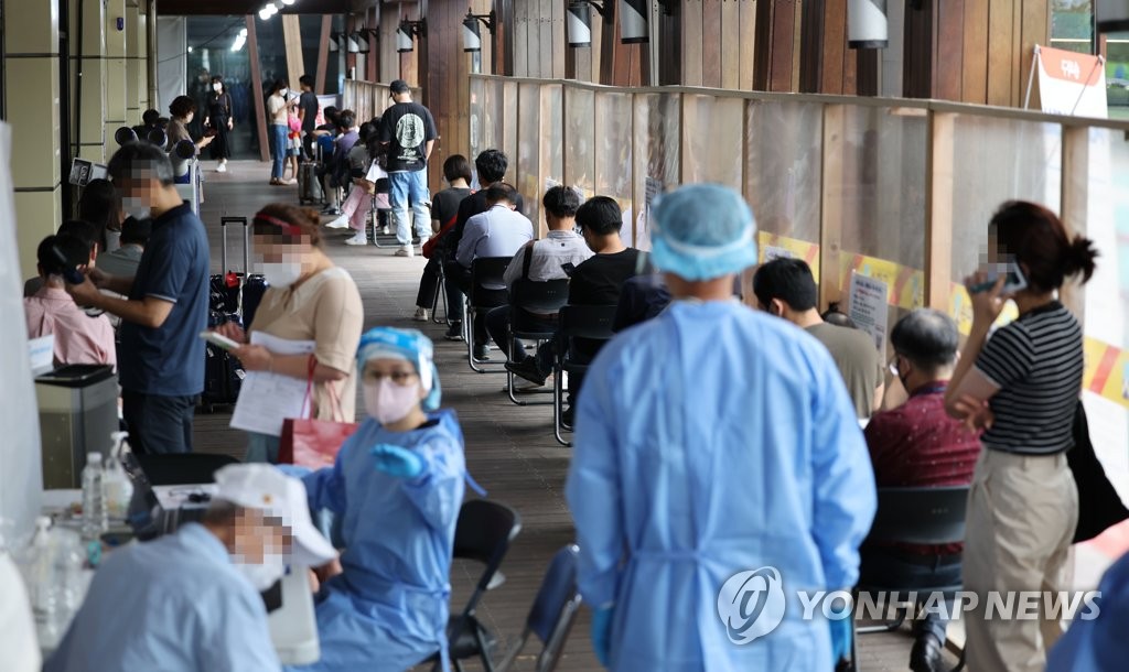 ［速報］韓国の新規コロナ感染者９万３９８１人　前日から３．６万人増