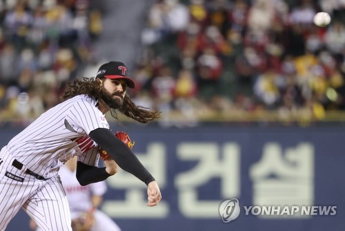 LG Twins close out 1st half of KBO season in 1st place