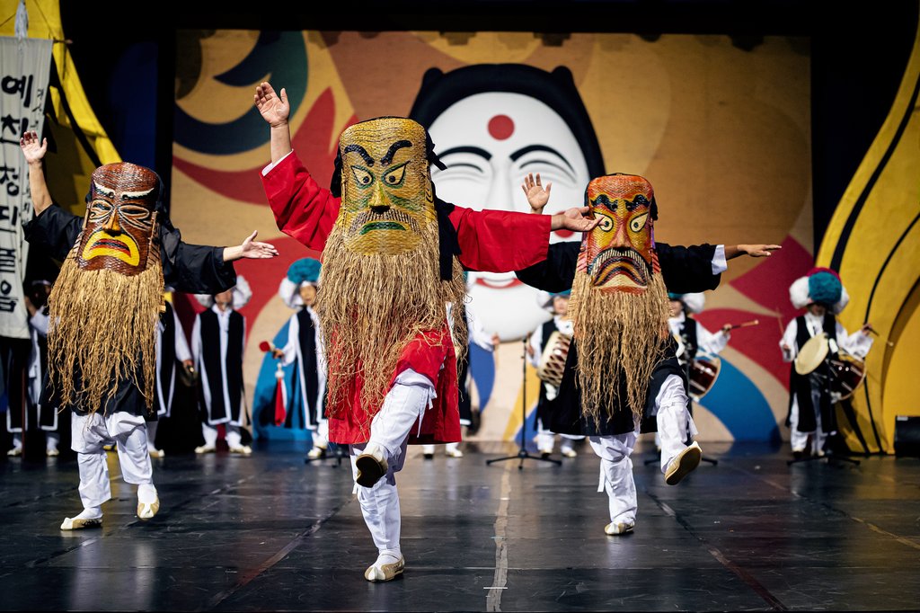 韓国伝統仮面劇「タルチュム」　ユネスコ無形遺産に＝２２件目