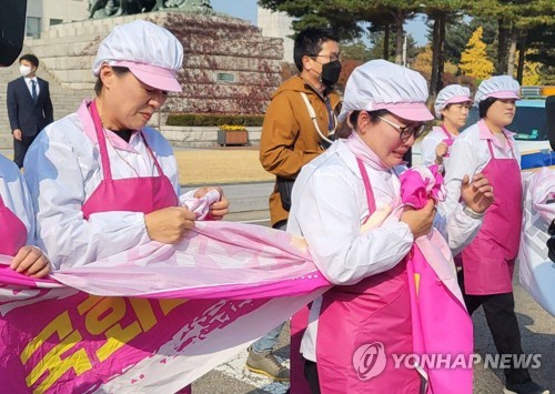 학교 비정규직 파업 돌입…인천 학교 174곳 대체급식