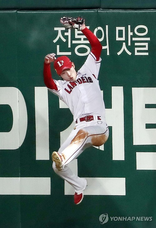 LEAD) Heroes reach Korean Series after eliminating Twins in KBO postseason