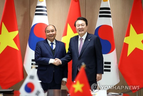 '尹대통령, 베트남 국가주석과 회담'…양국 협력강화 논의