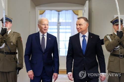 폴란드 방문한 조 바이든 미국 대통령