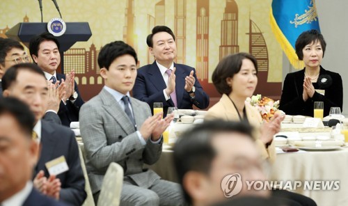 UAE 순방 성과 중소기업인과의 대화 참석한 윤석열 대통령