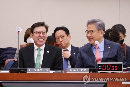 釜山万博誘致　「全般的に雰囲気よくなっている」＝韓国外相
