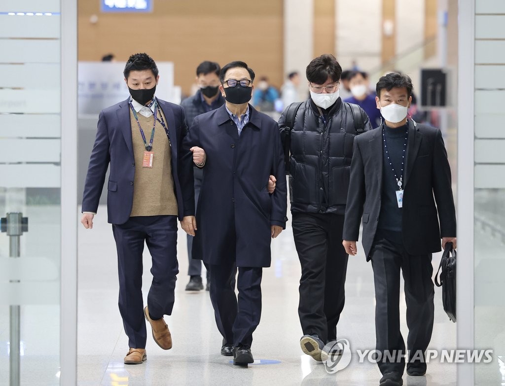 미국 도피 후 5년 3개월 만에 입국한 조현천 전 기무사령관