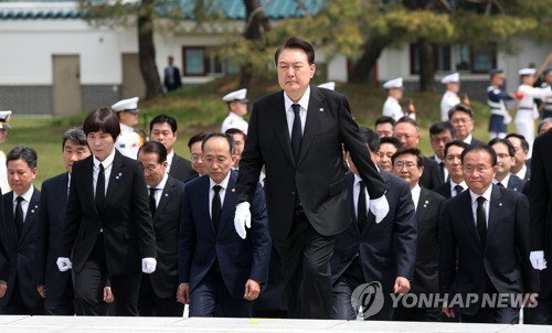 尹大統領の支持率３５％　韓日首脳会談「成果なし」の見方優勢