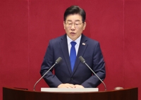 이재명 "尹정권 '5포·압구정'…정치 수사에 불체포권리 포기"(종합)