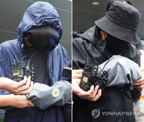 '장애 영아 살해' 친부·외조모 검찰 송치