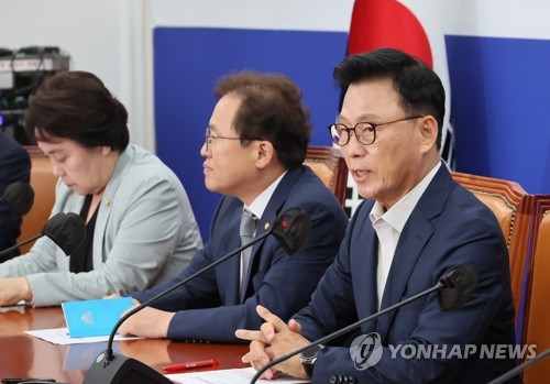 박광온, 故 채수근 상병 조문…"軍 안전불감증 타파책 마련"