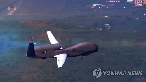 북한군 "美정찰기 경제수역침범…어떤 물리적 대응도 불사"