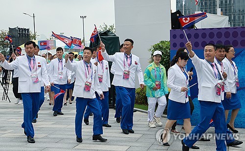 [아시안게임] 북한 개회식 기수는 복싱 방철미·사격 박명원