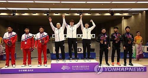 １０ｍランニングターゲット団体で金メダル
