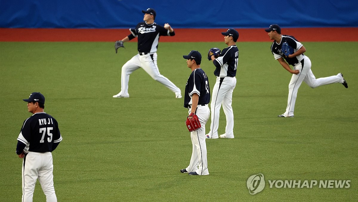 S. Korea baseball team trains at Asian Games Yonhap News Agency