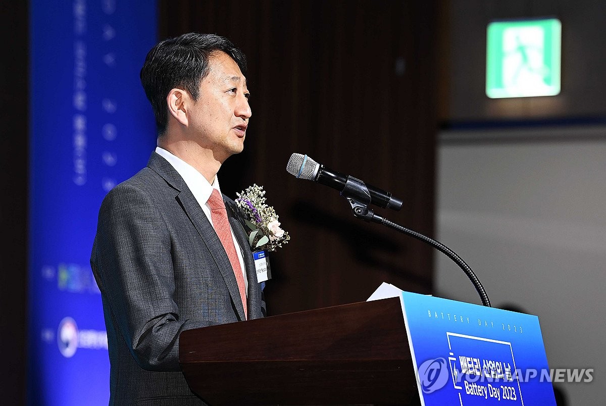 This file photo provided by the Ministry of Trade, Industry and Energy shows Trade Minister Ahn Duk-geun speaking during an event in Seoul on Nov. 1, 2023. (PHOTO NOT FOR SALE) (Yonhap)
