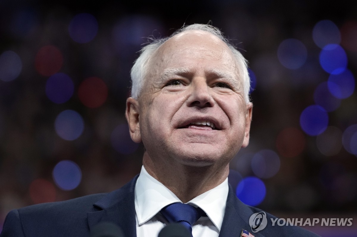 미 민주 부통령 후보로 지명된 월즈