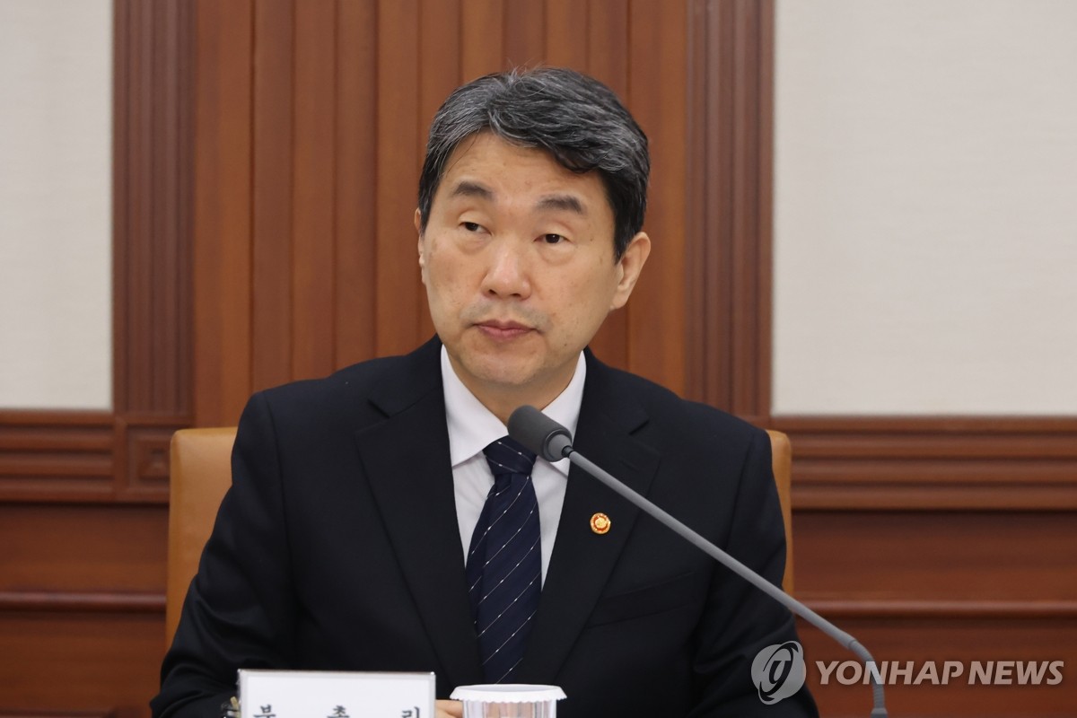 이주호 "의대 수시 미충원, 정시 이월…2025년 정원 조정 안 돼"