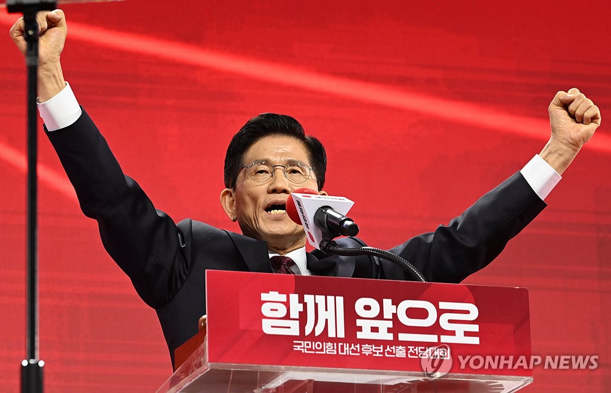 김문수, 당심 22%p·민심 3%p차 승리…