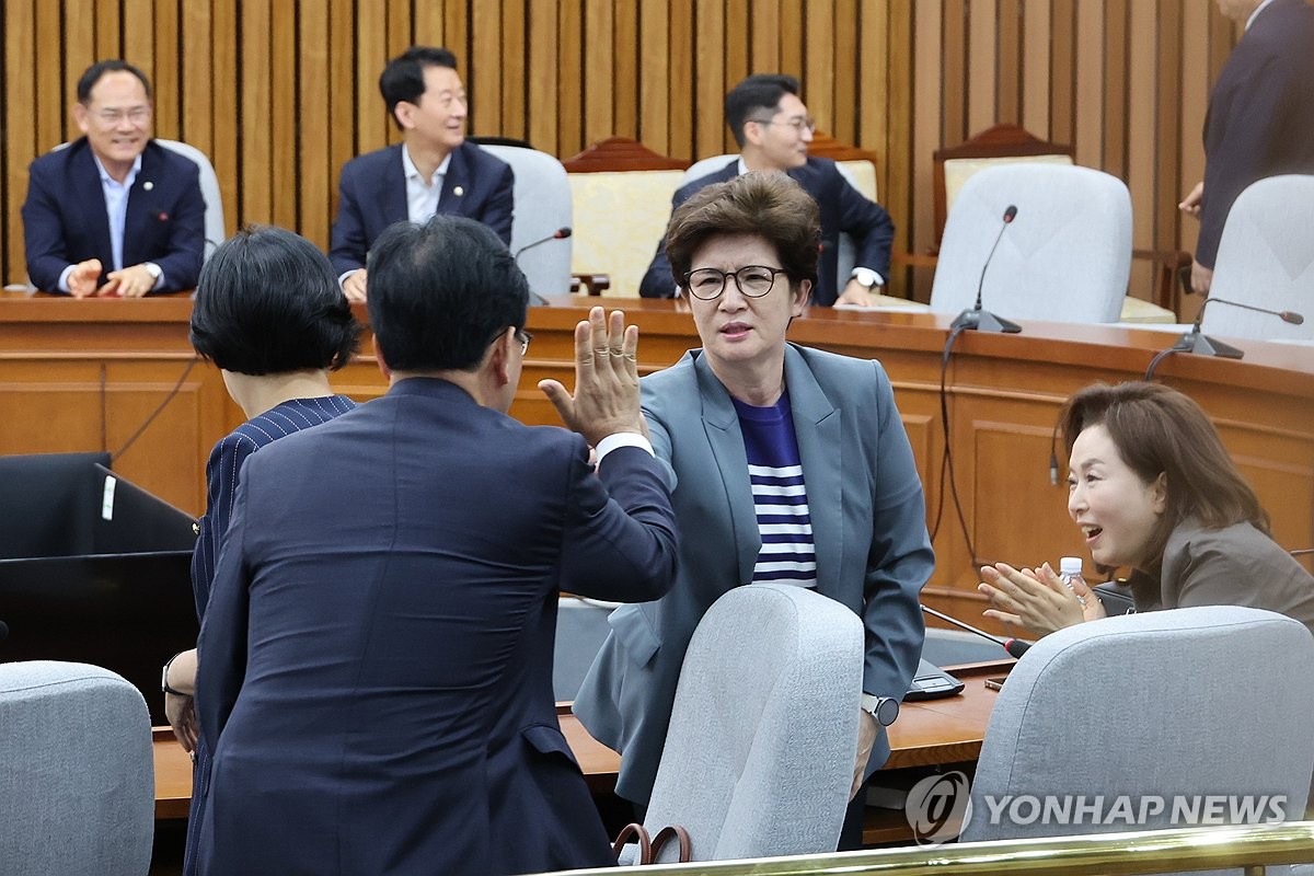 송언석, 초재선과 연쇄 회동…"혁신에 당 진로 걸려"(종합)