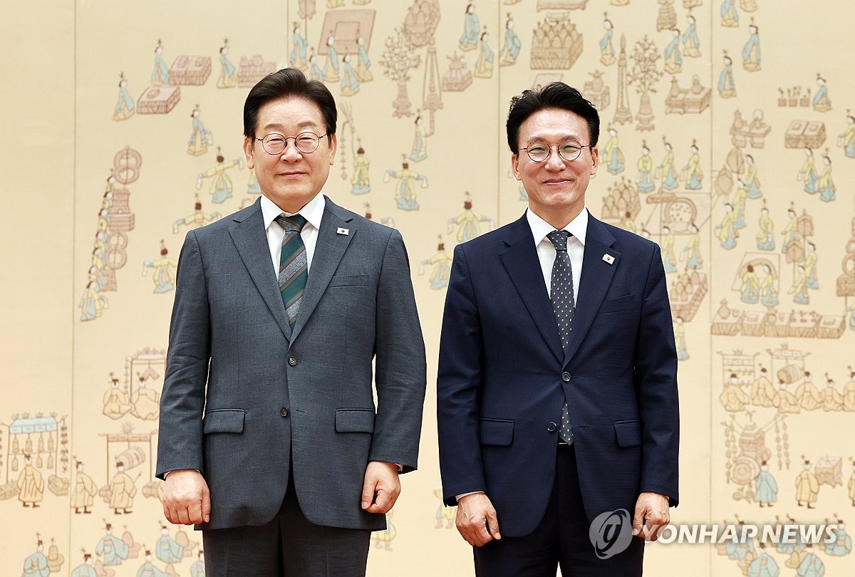 李대통령 "金총리가 적극 나서달라"…의정갈등 해결 지시