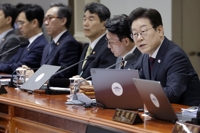 李대통령 국정지지율 첫 60% 돌파…민주 53.8%·국힘 28.8%[리얼미터]