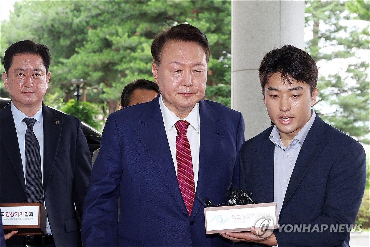 [속보] 특검 "수사효율성 차원서 체포저지 혐의 조사에 부장검사 투입"