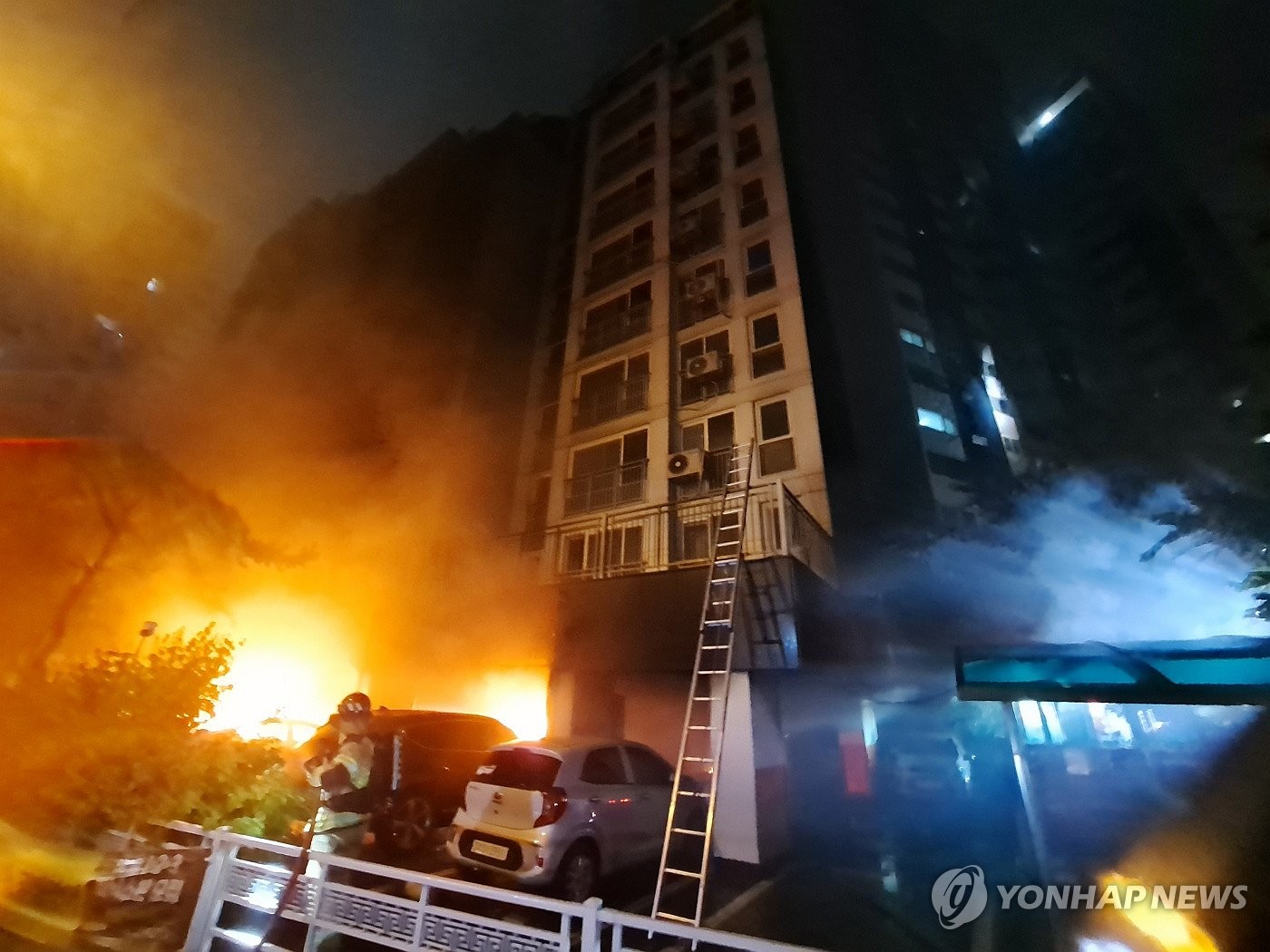 '필로티 구조'가 화마 키웠나…광명아파트 다수 인명피해…