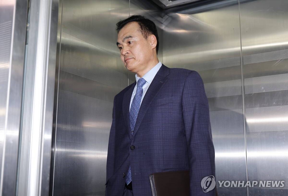 채상병 사건 장관보고 때 배석 허태근 前국방정책실장 특검 출석