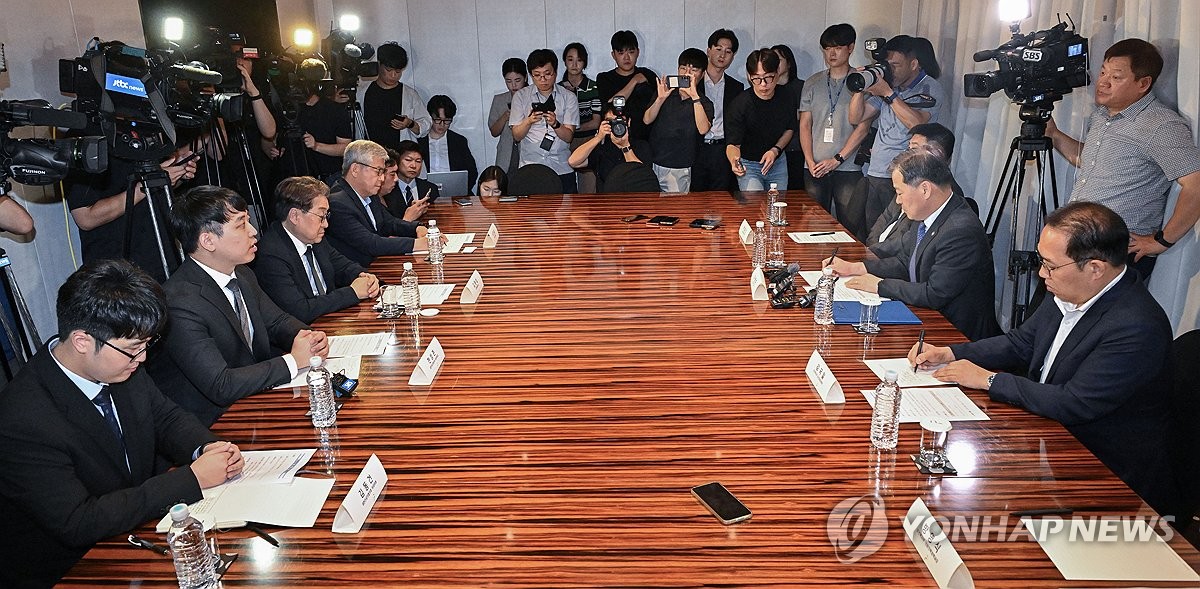 출구 향하는 의정 갈등…'의사 집단행동→선처' 반복은 …