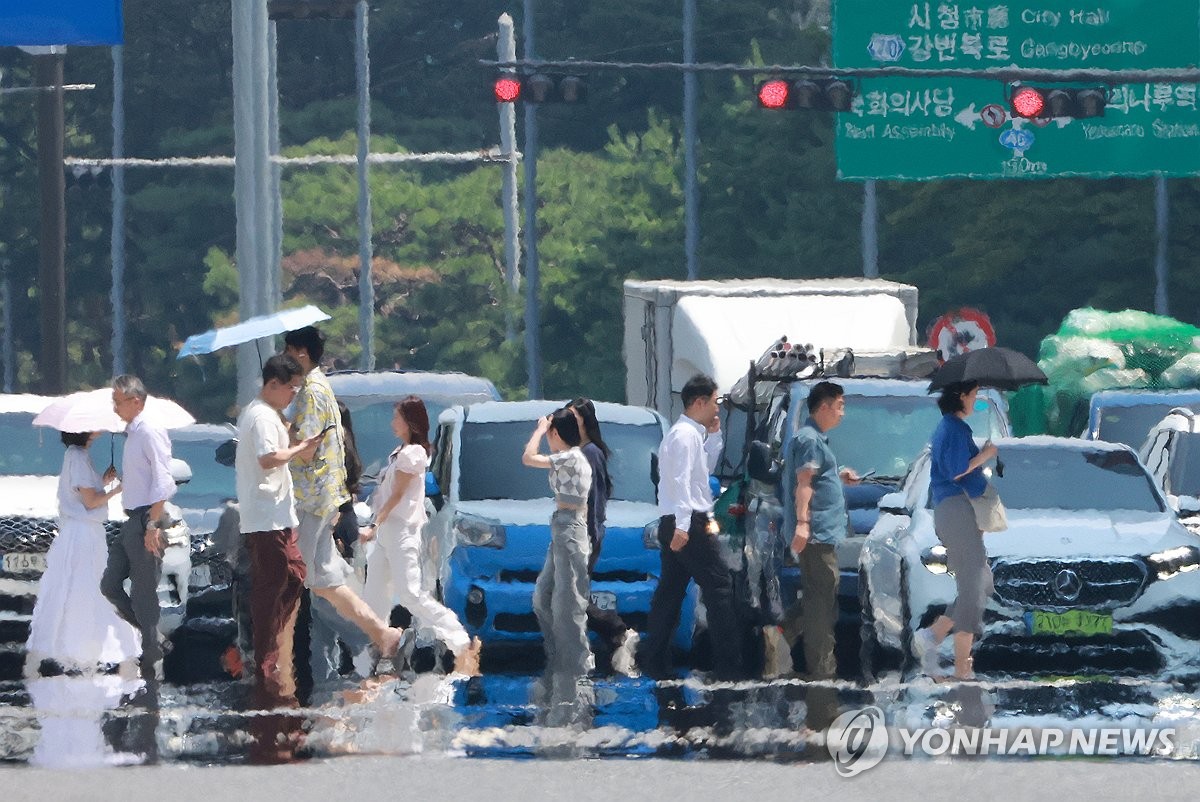 끝모를 폭염에 올해 온열질환자 2천명 넘어서…작년 2.7배