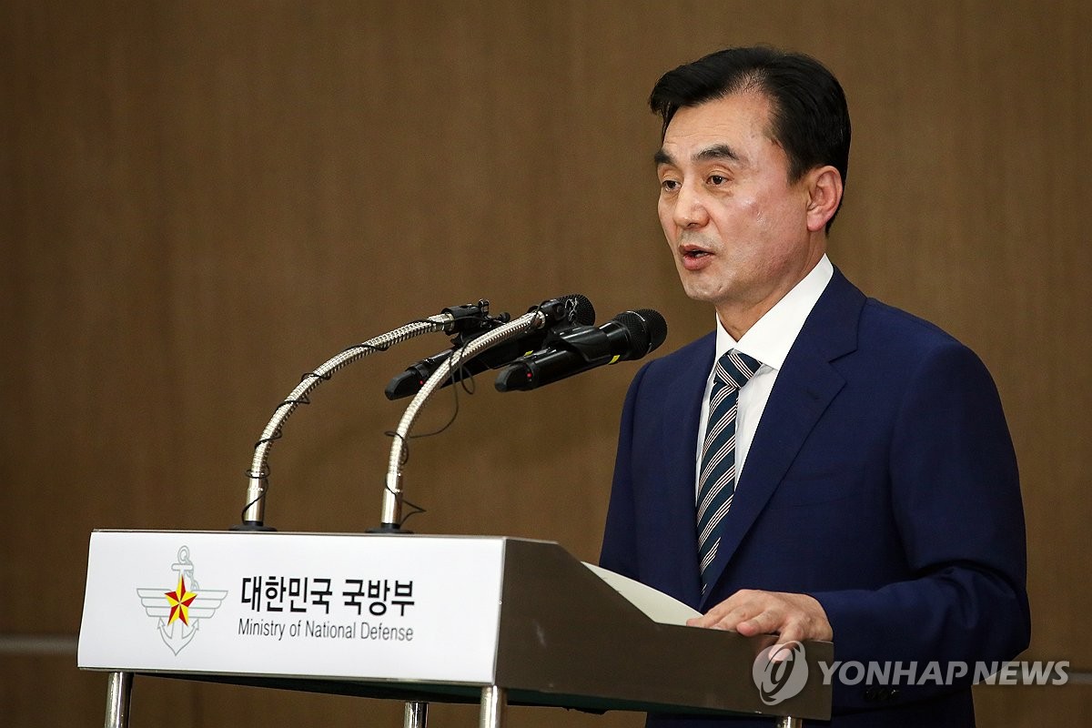 안규백 국방장관 "계엄 도구된 과거 단절하고 국민의 군대로"(종합)