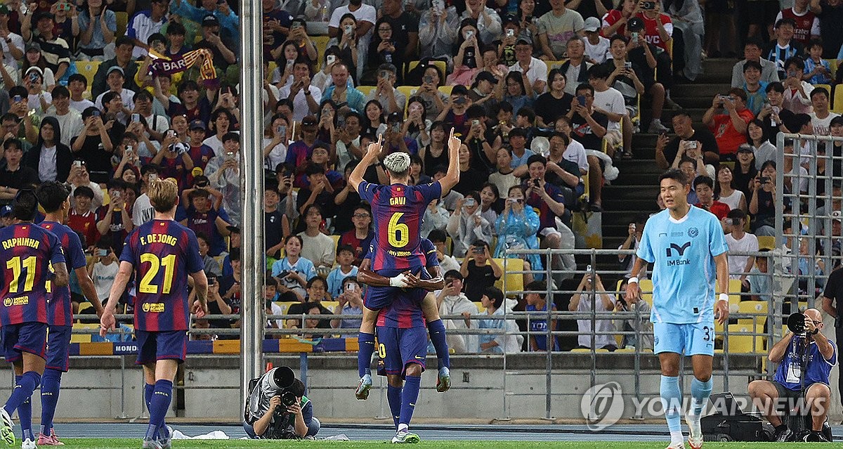 바르셀로나, 대구 상대로 5-0 골 폭죽…야말 선제골 도움