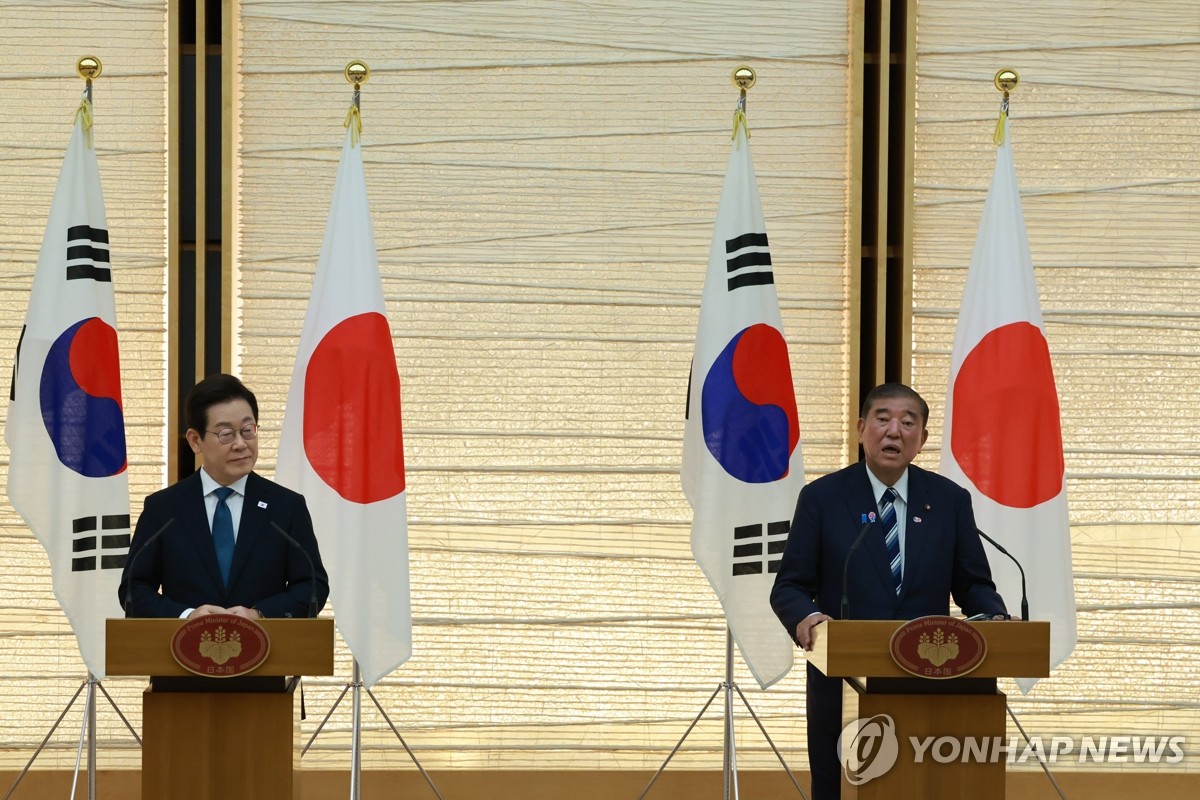 [속보] 이시바 "워킹홀리데이 제도 확대…지역정세 협력 확인"