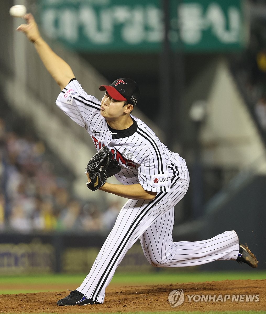 교체 투입된 김영우