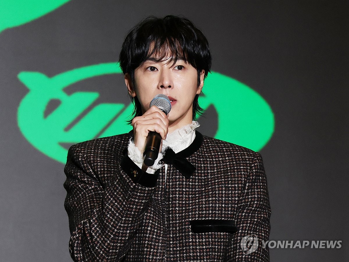 유노윤호 22년 원동력은 호기심…결과 없어도 버티고 버텨