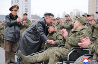 N.K. leader welcomes troop return from Russia