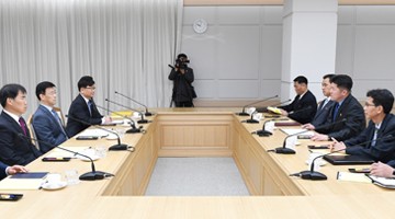 남북 "당국간 통신망 광케이블로 개선에 적극 협력"