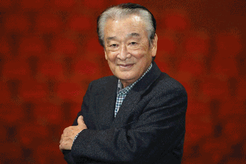 故이순재에 금관문화훈장…최휘영 %22칠십년간 국민과 울고 웃어%22